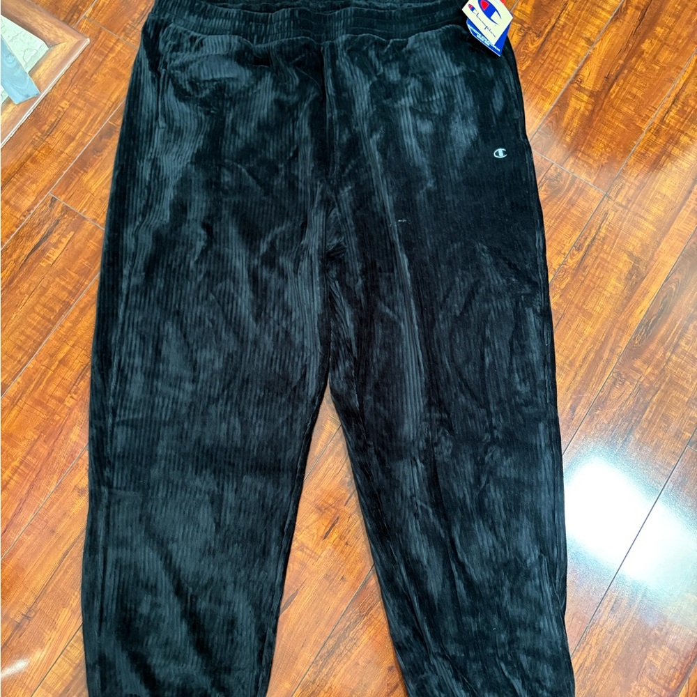 Champion Black Velvety Sweatpants Luxurious Soft Joggers